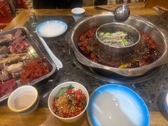 -金鼎雪山牦牛杂火锅(理县总店)