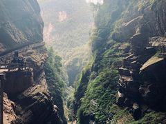 -龙水峡地缝景区