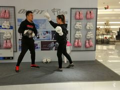 -EFL巴西柔术·综合格斗·泰拳·少儿体能训练(虹桥德必馆)