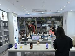 -荣耀授权专卖店(黄浦浙江中路店)