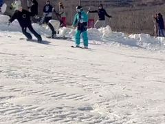 -济南卧虎山滑雪场