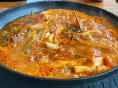 土豆排骨火锅-喇喇排骨火锅·传统韩式脊骨汤(望京西园总店)