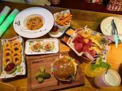 -Famous肥猫墨西哥音乐餐吧(五棵松华熙LIVE店)