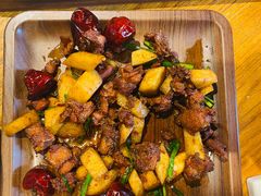 -隔壁老王·家常云南菜(花巷店)