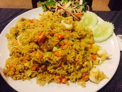 -Dash Teak House