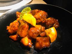 -穹六人间 people 6(岳阳路店)