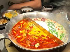 -湊湊火锅·茶憩(杭州湖滨银泰in77店)