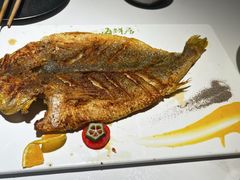 -赶海部落海鲜城(海阳路店)