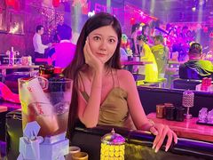 -喜鹊音乐酒馆(西街店)