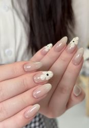 -晨·艺美甲美睫