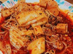 -西部马华清真兰州牛肉面·烧烤夜市(三里河店)