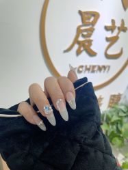 -晨·艺美甲美睫