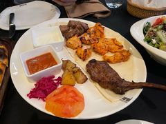 艾菲斯单人烤肉拼盘-Efes Turkish & Mediterranean Cuisine 艾菲斯餐厅(陆家嘴店)