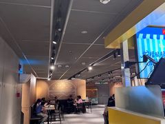 -麦当劳(中山公园龙之梦店)