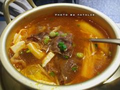 泡菜肥牛汤-本炙炭烤·蒲烧活鳗料理店(金沙洲店)