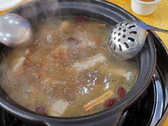 -濠轩阁特色生蚝火锅(水湾路店)