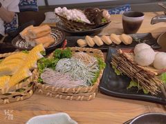 三色面-湊湊火锅·茶憩(杭州湖滨银泰in77店)