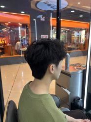 -藤野造型烫染接发
