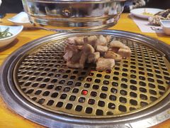 -唯成•韩国炭火烤肉 유성고기