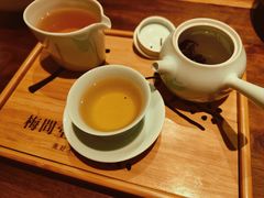 -梅间堂茶馆(绿地缤纷城店)