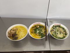 -文山荷鲜居(翠湖店)