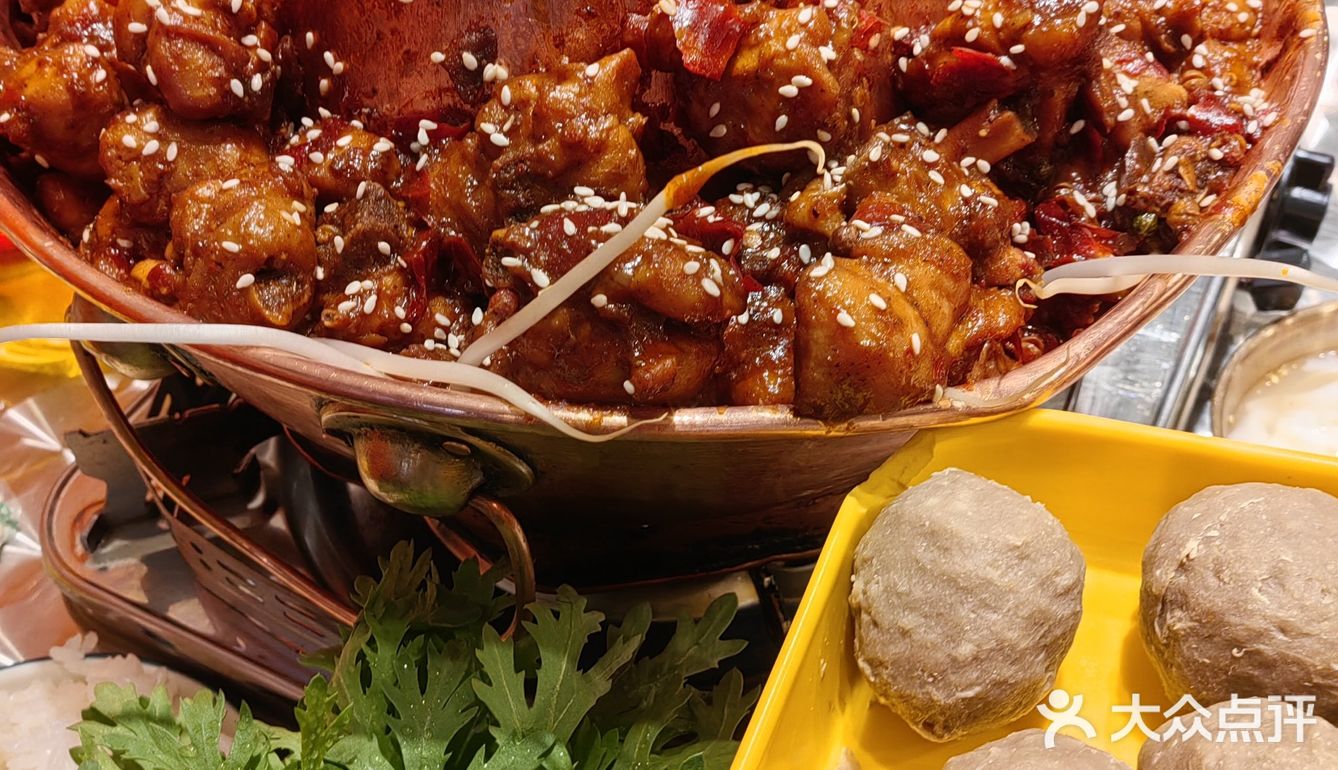 终于吃到火锅鸡了！