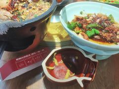 -聚鑫朋酸菜肥肠(九龙仓店)