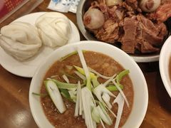 -王记酱骨头馆(新华路一店)