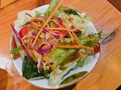 蔬菜沙拉和水果-丸藏和牛烧肉专门店(园区师惠坊店)