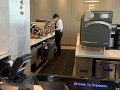 -星巴克臻选(深圳龙华红山天虹店)