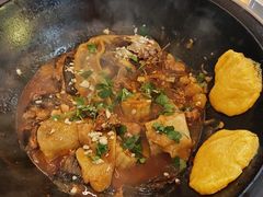 铁锅炖排骨-人民公社铁锅炖·东北菜(卫国道店)
