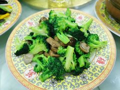 西兰花扒草菇-砂锅居(西四店)