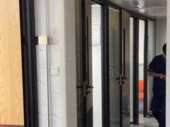 -伟伟宠物医院·CT影像中心·瑞派犬猫综合性门诊(汉口总院)