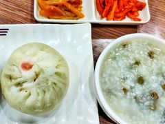 -昆明花之城豪生酒店·美食广场