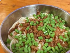 素椒杂酱面-左撇子私房面