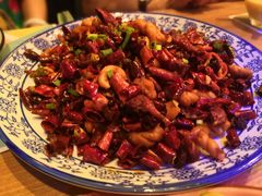 -临界音乐酒馆·小龙虾·江湖菜(华熙LIVE·鱼洞店)