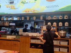 -越小品·越南餐厅(万科里店)