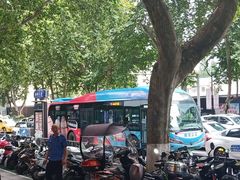 -新华书店(新街口旗舰店)