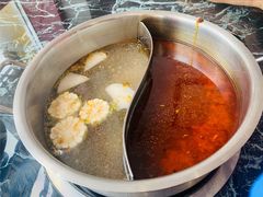 鸳鸯锅底-潮汕美牛肉丸火锅店(天宁寺店)
