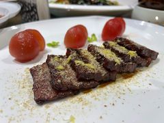 慢煮鹅肝牛肋排-鹿园 MOOSE(长宁店)