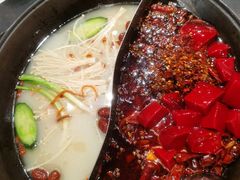 -周小明火锅(黑金冠社区店)