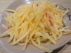 -亮亮面馆(经六路店)