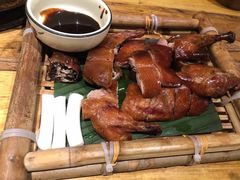 -老滇山寨•云南特色菜•地方菜•民族风情歌舞表演(金碧店)