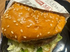 -The Habit Burger Grill 哈比特汉堡(复兴soho店)