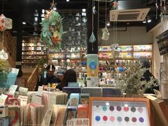 -猫的天空之城概念书店(杭州南宋御街店)