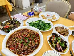 -鹏城人家海鲜酒家·23年老字号(较场尾店)