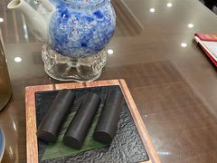 香滑黑芝麻卷-喜喜酒家·纯手工点心·粤菜