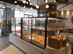面包甜点陈列柜-奈雪的茶(中粮祥云小镇店)