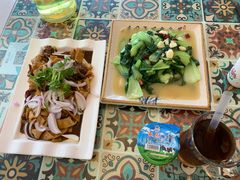 -壹阁胡羊焖饼(特色小吃街店)