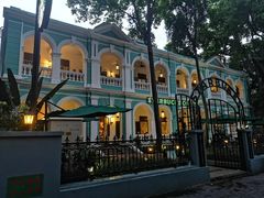 门面-星巴克臻选(广州沙面店)